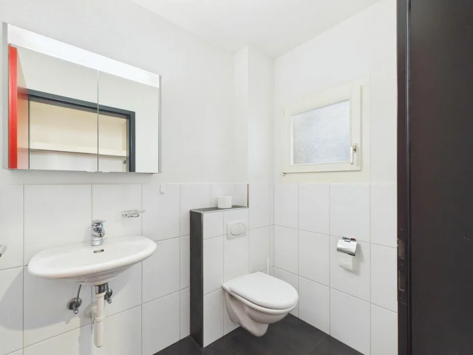 Exklusive Familienwohnung im ruhigem Wohnquartier zentral – Foto 11 von 12