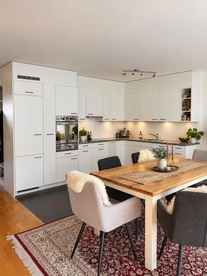 Helle und zentrale 3.5-Zimmerwohnung – photo 2 sur 10