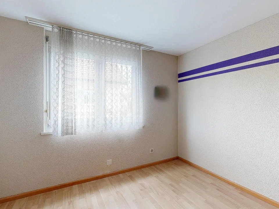 Familienfreundliches 5.5-Zimmer Doppeleinfamilienhaus – Foto 8 von 14