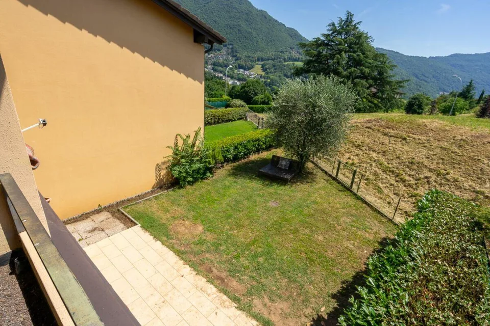 COLLINA D'ORO - CASA CON GIARDINO IN UNA DELLE ZONE PIÙ RICERCATE DEL LUGANESE – foto 8 di 10