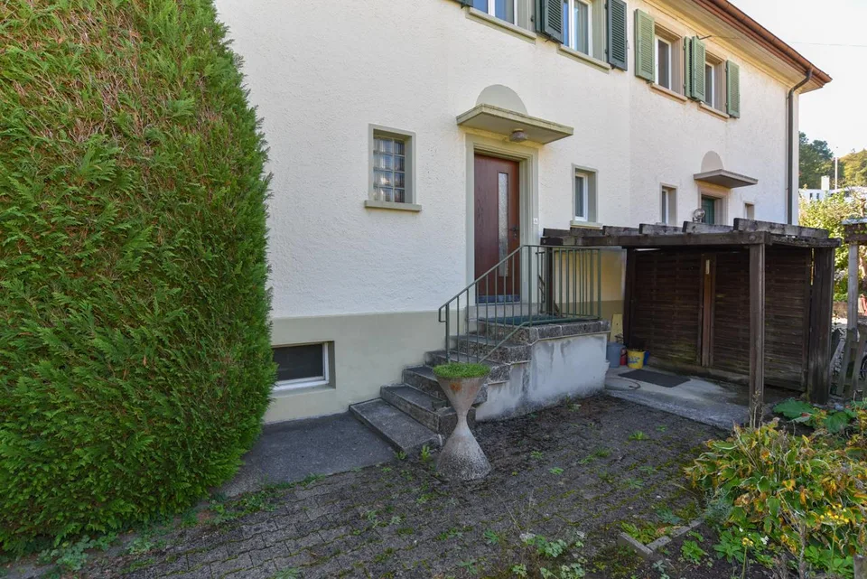 Casa a schiera con giardino spazioso in posizione privilegiata a Zelgli – foto 5 di 13