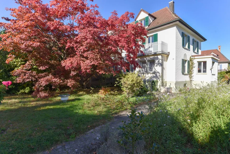 Casa a schiera con giardino spazioso in posizione privilegiata a Zelgli – foto 2 di 13
