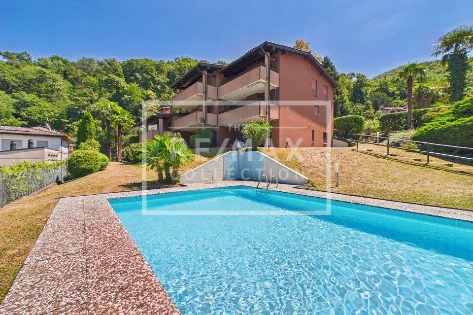Meraviglioso angolo di vacanza con vista lago e piscina – foto 6 di 13