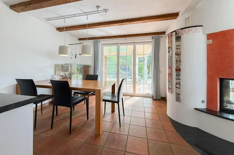 Ampia casa familiare di 5.5 locali con giardino e molta privacy – foto 12 di 13
