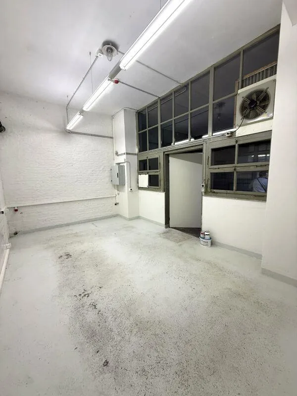 Praktische Lagerfläche an Top Lage im Gewerbezentrum Mühlenen – Foto 3 von 4