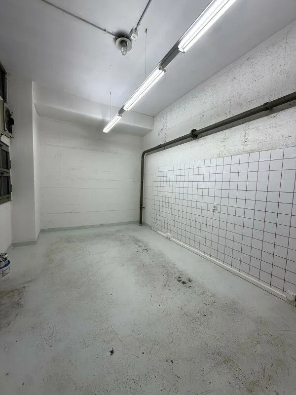 Praktische Lagerfläche an Top Lage im Gewerbezentrum Mühlenen – Foto 2 von 4