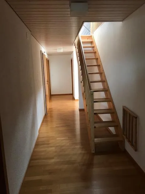 helle 5- Zimmerdachwohnung mit Terrasse – photo 8 sur 15