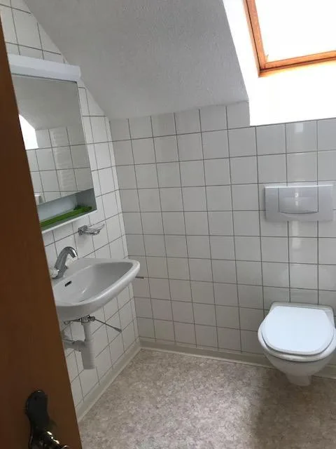 helle 5- Zimmerdachwohnung mit Terrasse – photo 7 sur 15