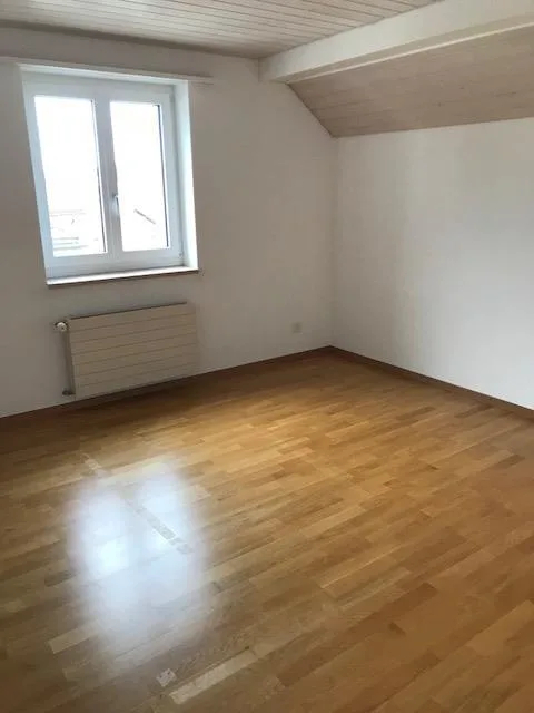 helle 5- Zimmerdachwohnung mit Terrasse – photo 10 sur 15