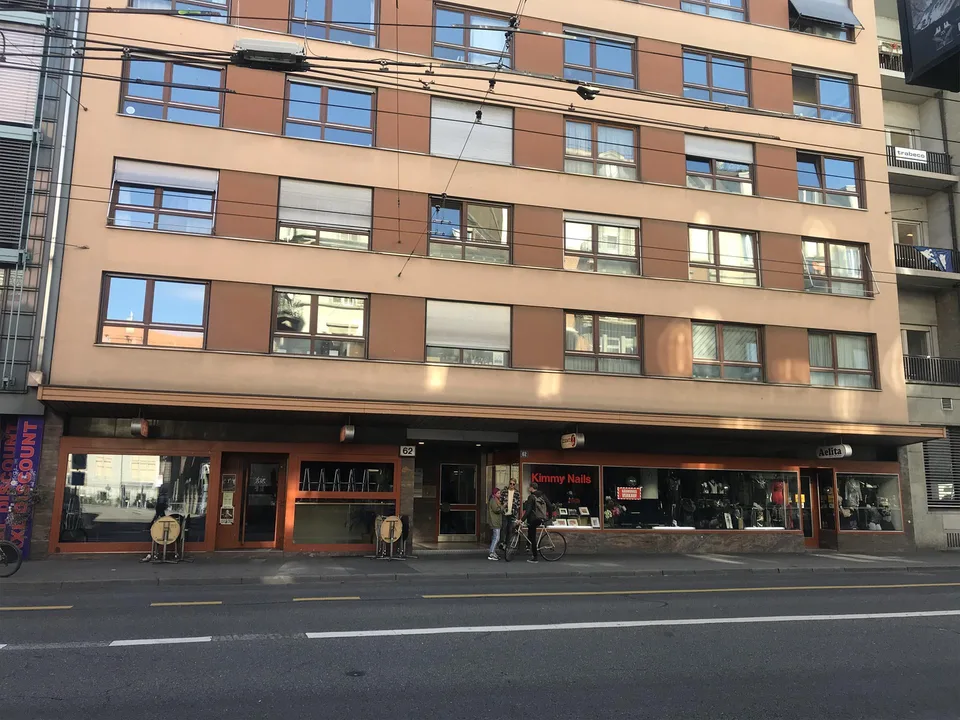 Urbane stilvolle Oase, 2,5 Zimmer Wohnung mit Terrasse – Foto 7 von 8
