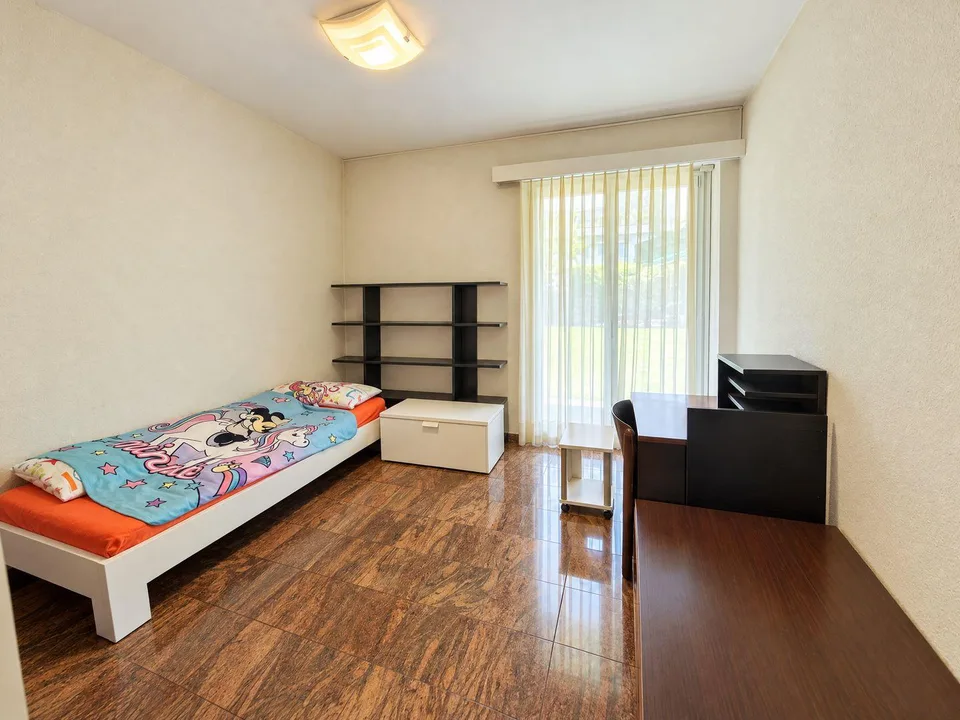 4 ½-Zimmer-Einfamilienhaus mit schönem romantischen und großem Gart... – Foto 6 von 17