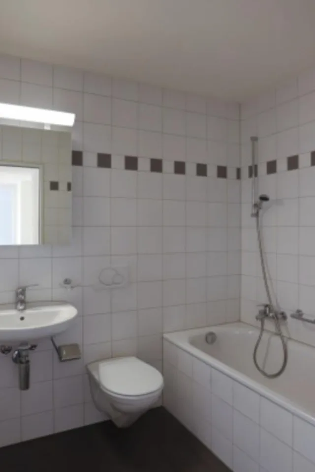 4 Zimmerwohnung 1.OG – photo 9 of 10