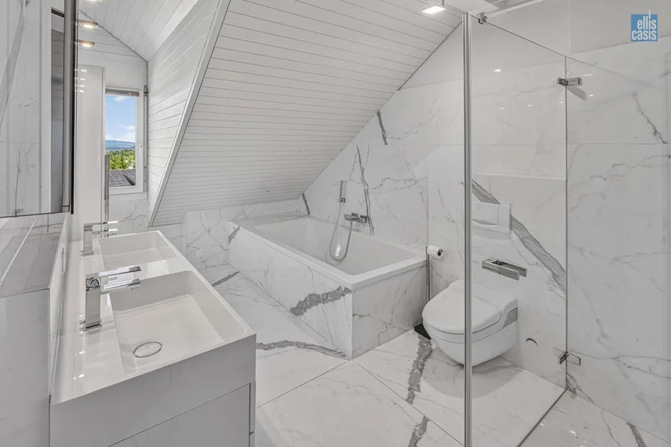 Casa familiare doppia di 6,5 stanze per vivere e stare bene – foto 8 di 13