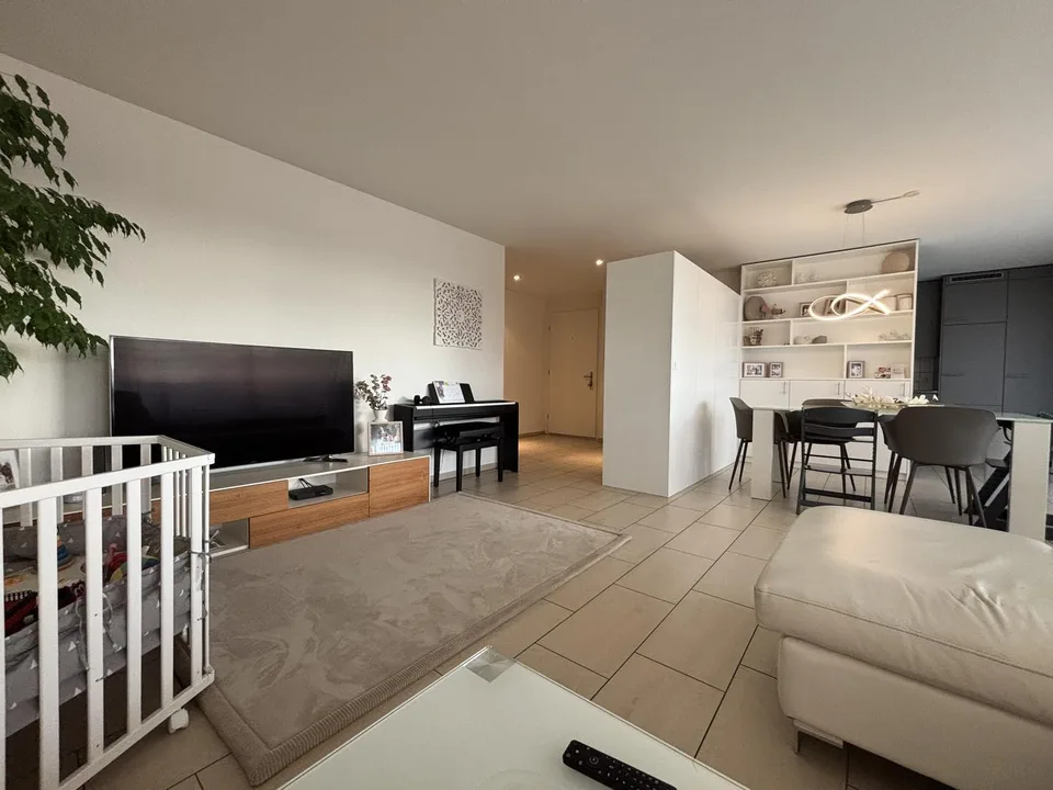 Attraktive 3.5-Zimmerwohnung an zentraler Lage – photo 7 sur 13