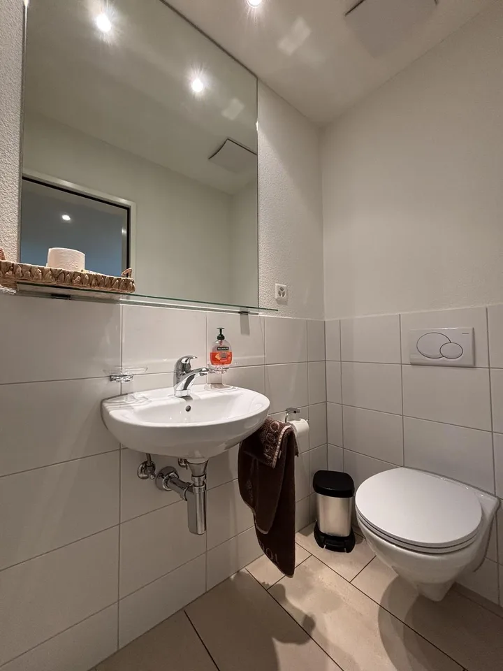 Attraktive 3.5-Zimmerwohnung an zentraler Lage – photo 4 sur 13