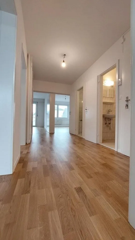 Appartamento tranquillo di 4,5 locali a 81 m2 al 1° piano – foto 9 di 12