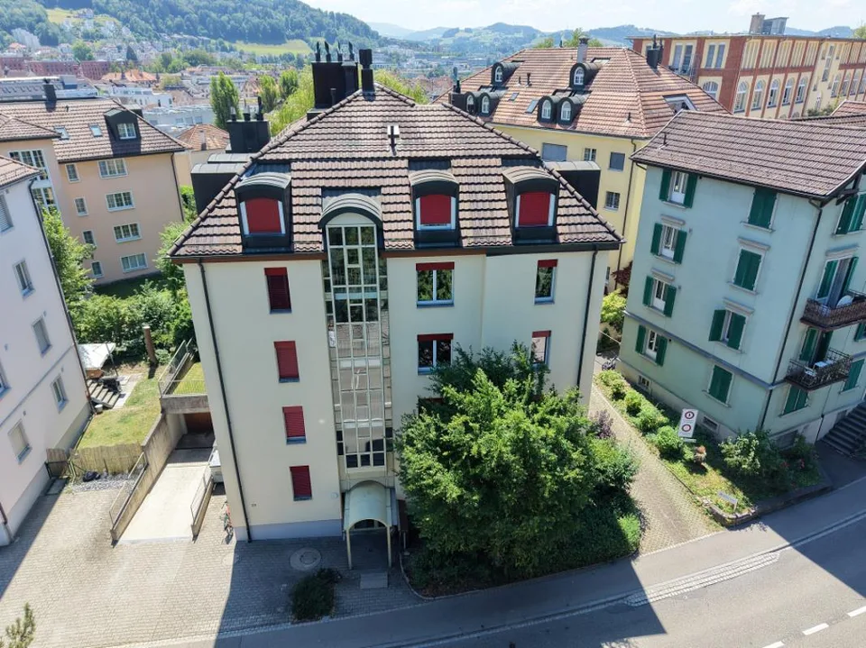 Charmante 4.5-Zimmerwohnung Erdgeschoss in Stadtnähe – foto 12 di 12