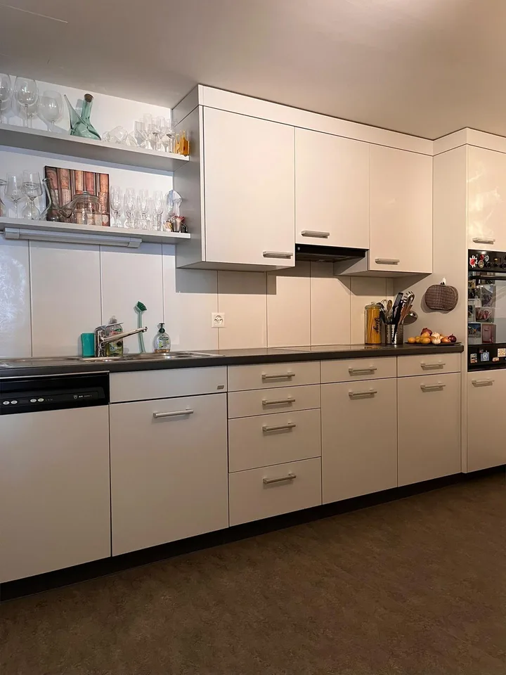 2.5-Zimmer-Wohnung an der Neustadtgasse mit kleinem Balkon – Foto 3 von 8