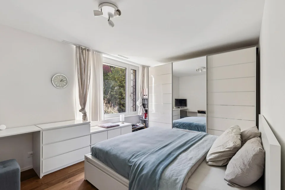 Stilvolles Wohnen mit Weitblick in Winterthur-Seen – Foto 9 von 13
