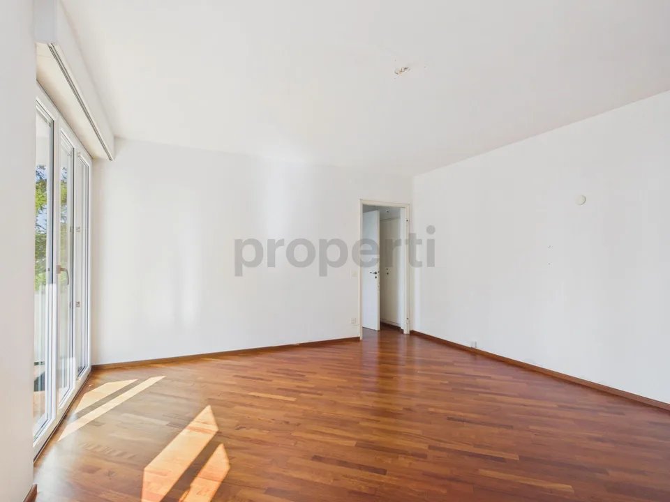 Appartamento 2,5 locali Vista Lago, Piscina Condominiale,e Roof-Top... – photo 6 of 14
