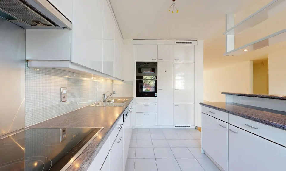 Attraktive 4.5-Zimmer-Gartenwohnung in Zürich-Seebach – Foto 3 von 11