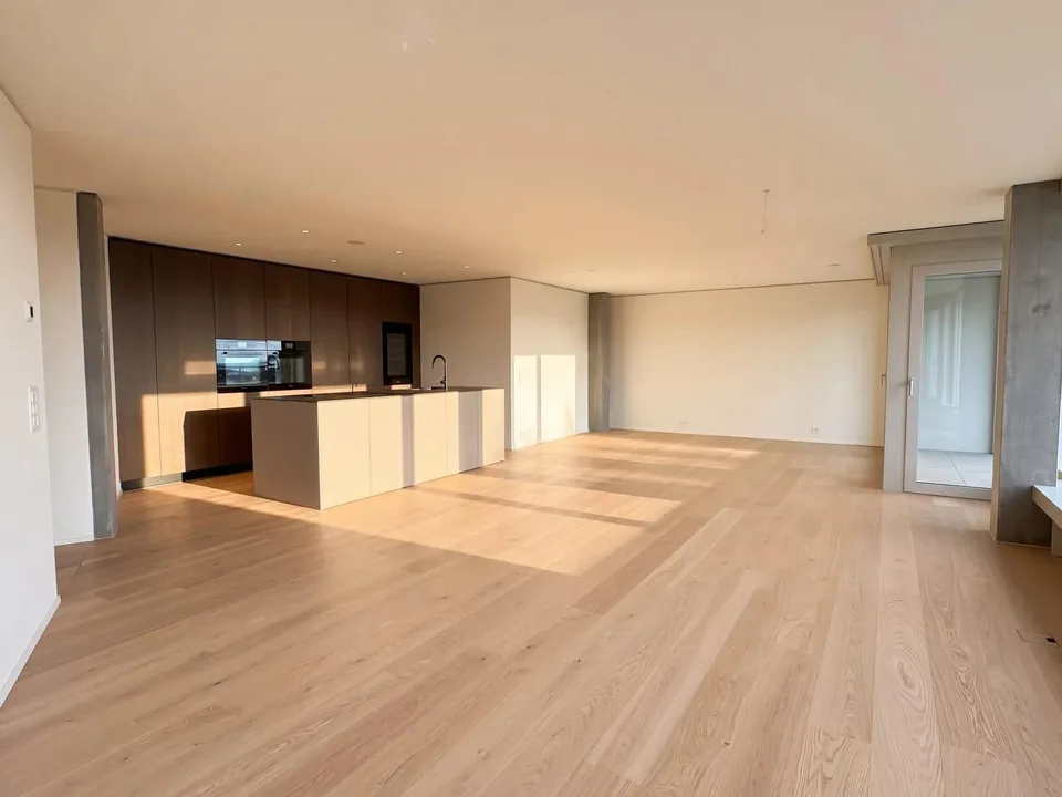 Exklusive 3.5-Zimmerwohnung im 33. OG des höchsten Hauses der Zentr... – Foto 8 von 13