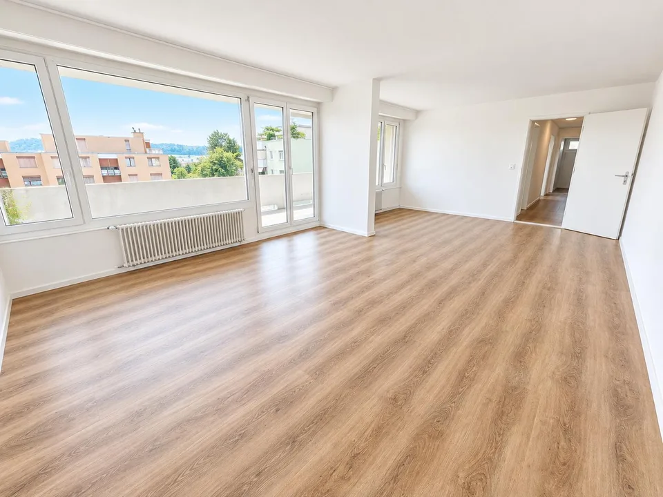 Sanierte Wohnung mit sonniger Aussicht – Foto 4 von 11