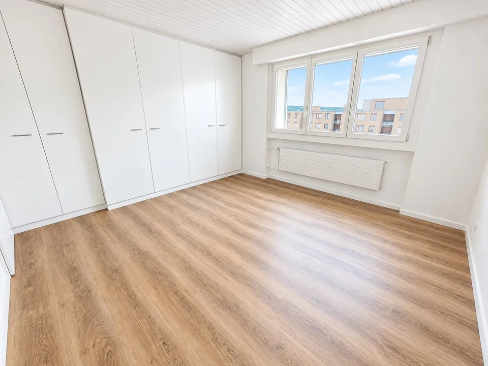 Sanierte Wohnung mit sonniger Aussicht – Foto 6 von 11