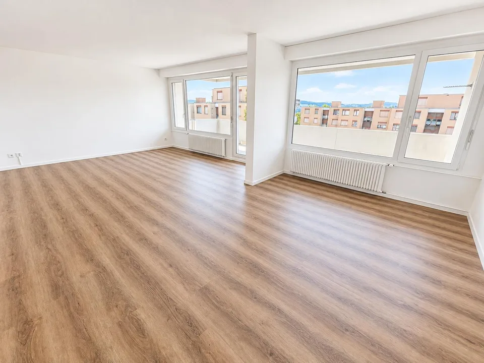 Sanierte Wohnung mit sonniger Aussicht – Foto 3 von 11