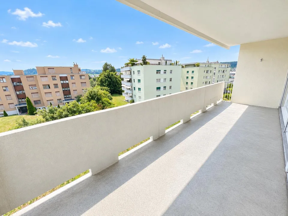 Sanierte Wohnung mit sonniger Aussicht – Foto 5 von 11