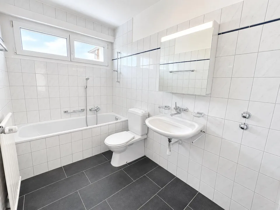 Sanierte Wohnung mit sonniger Aussicht – Foto 8 von 11