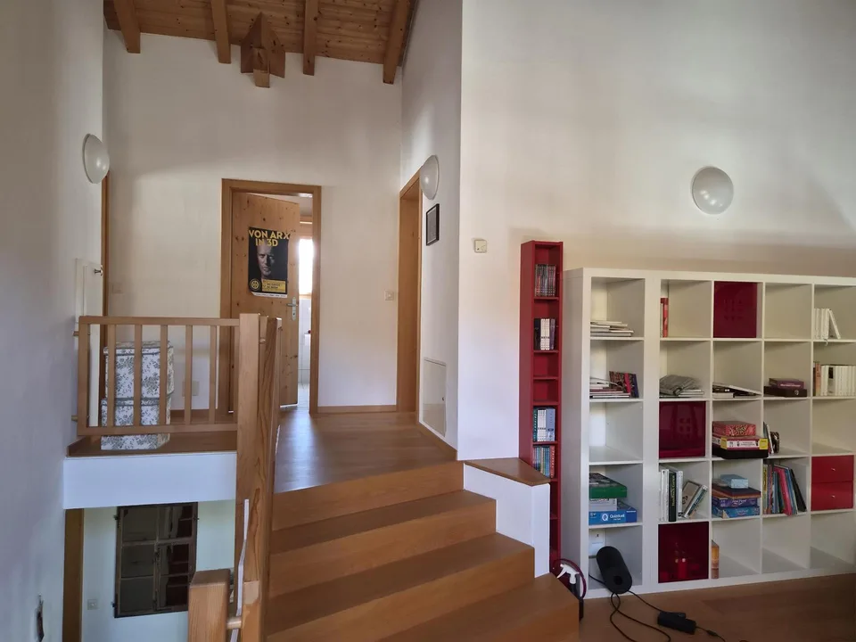 Grosszügiges Einfamilienhaus mit Garten – photo 10 of 15