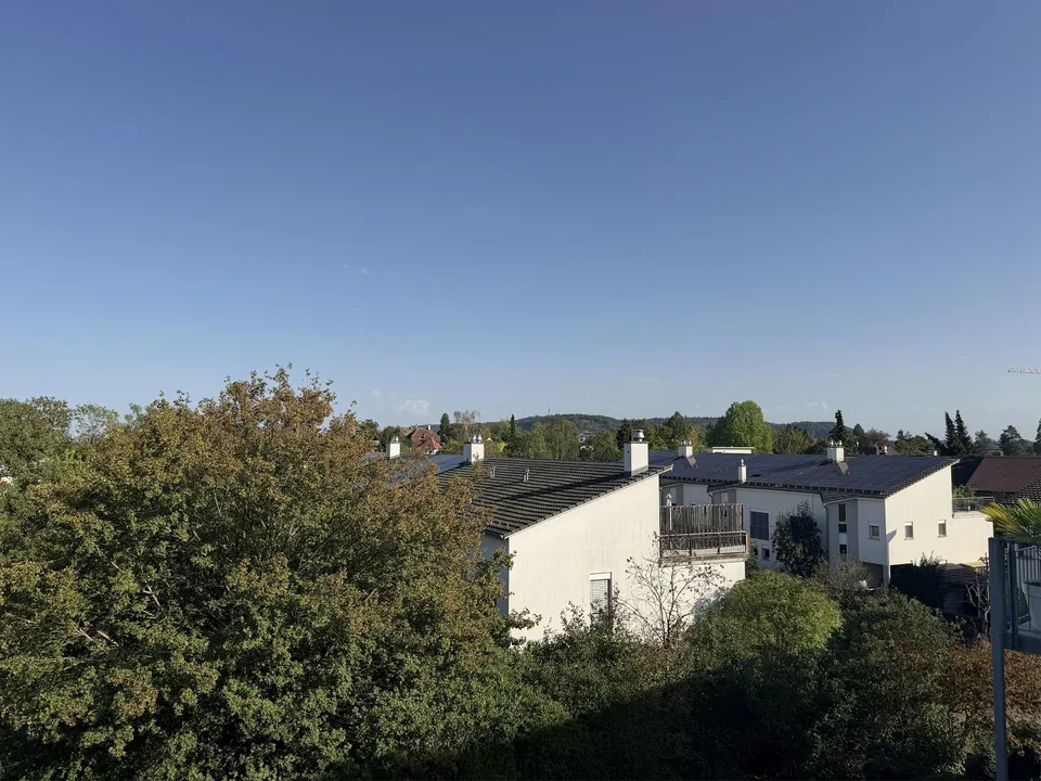 Maisonette-Wohnung mit grosser Terrasse, bevorzugte Lage, Breite – Foto 13 von 14