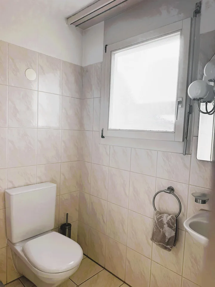 Maisonette-Wohnung mit grosser Terrasse, bevorzugte Lage, Breite – Foto 6 von 14