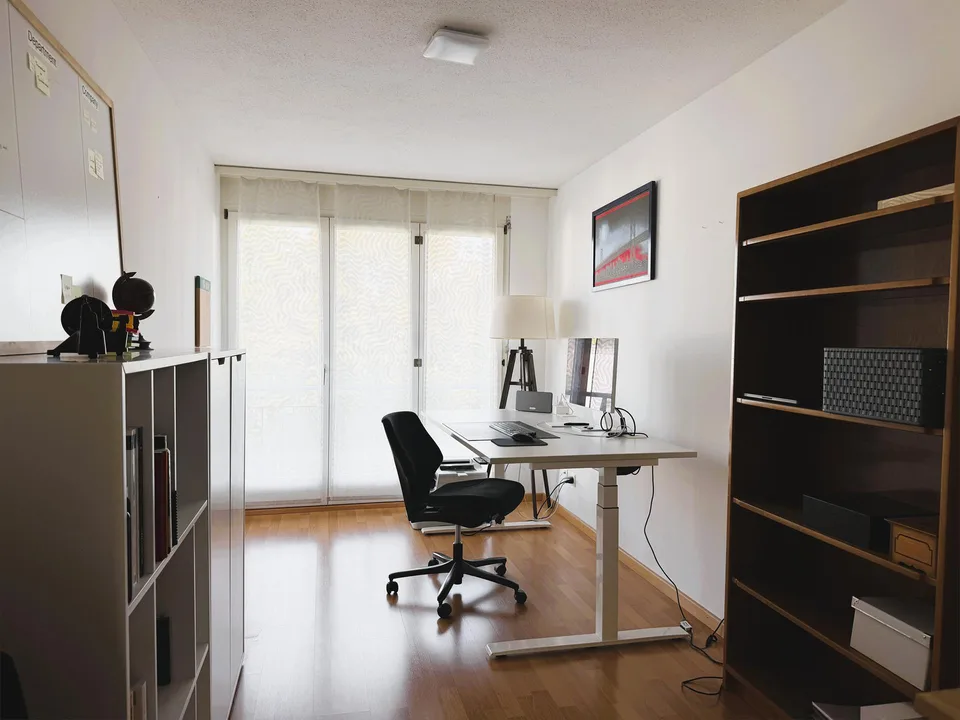 Maisonette-Wohnung mit grosser Terrasse, bevorzugte Lage, Breite – Foto 8 von 14