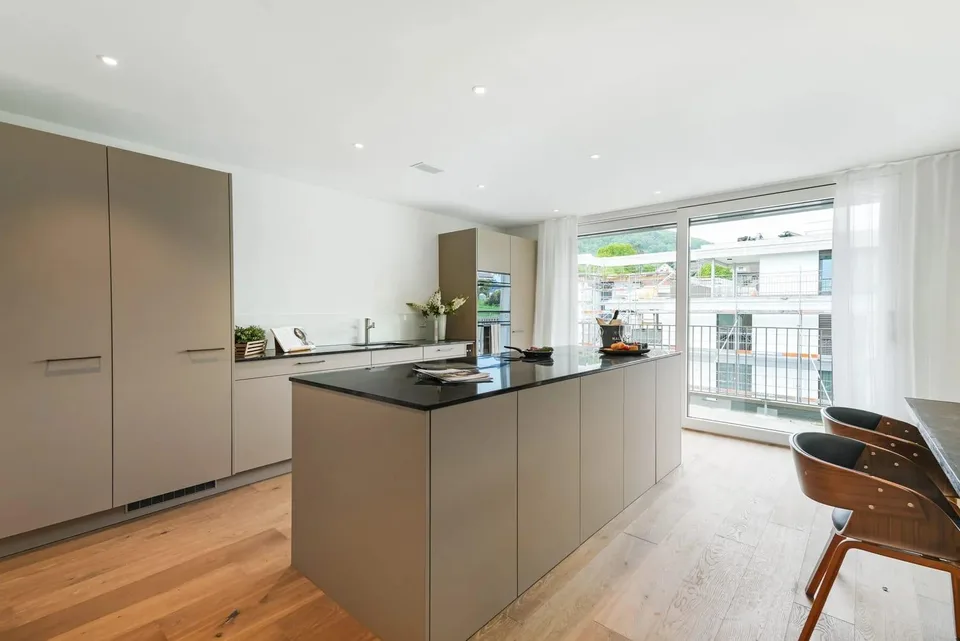 Attikawohnung mit viel Privatsphäre, Blick ins Grüne und 97 m² Terr... – Foto 11 von 13