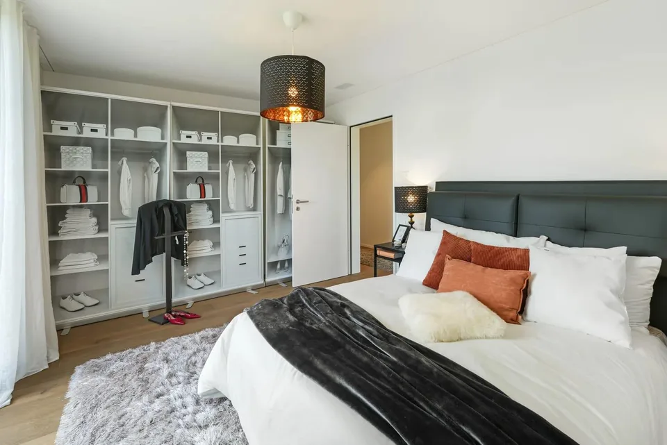 Attikawohnung mit viel Privatsphäre, Blick ins Grüne und 97 m² Terr... – Foto 5 von 13