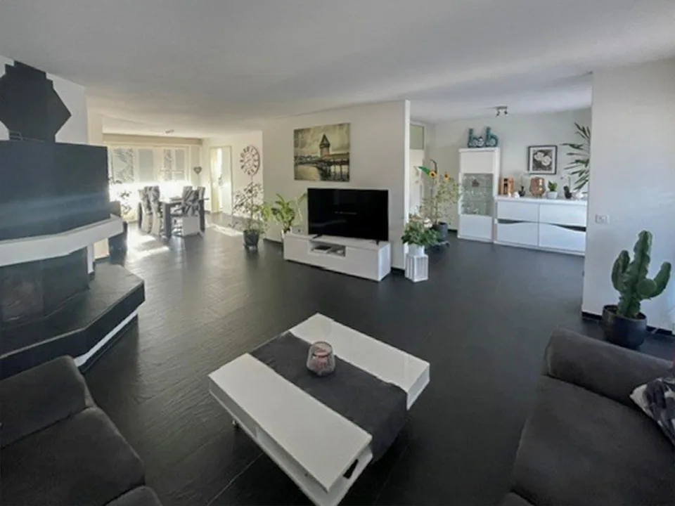 Traumhafte Attika-Maisonette-Wohnung mit fantastischer Aussicht – photo 2 sur 14