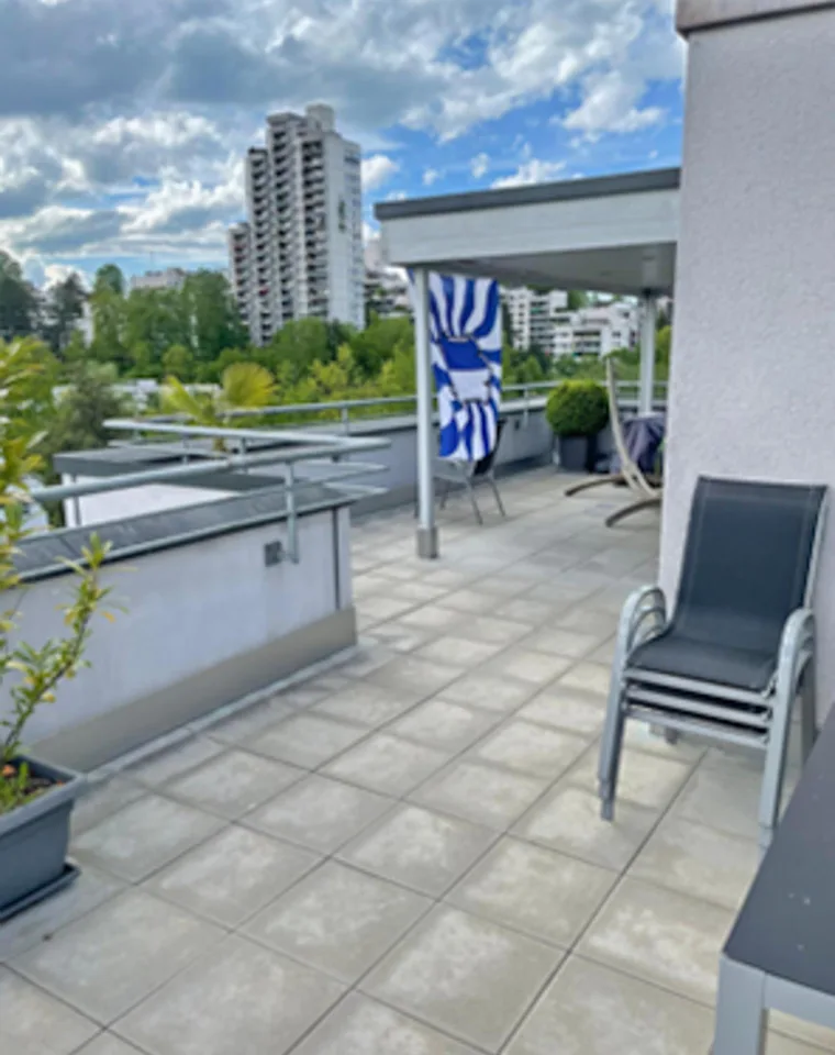 Traumhafte Attika-Maisonette-Wohnung mit fantastischer Aussicht – photo 12 sur 14