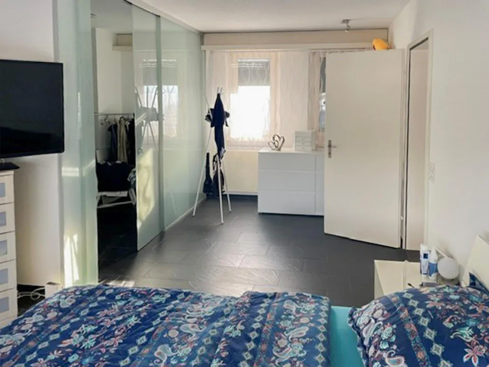 Traumhafte Attika-Maisonette-Wohnung mit fantastischer Aussicht – photo 9 sur 14