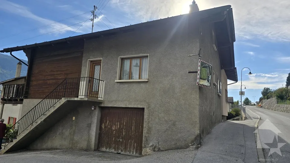 Doppelhaushälfte im Dorf vollständig zu renovieren – Foto 2 von 21