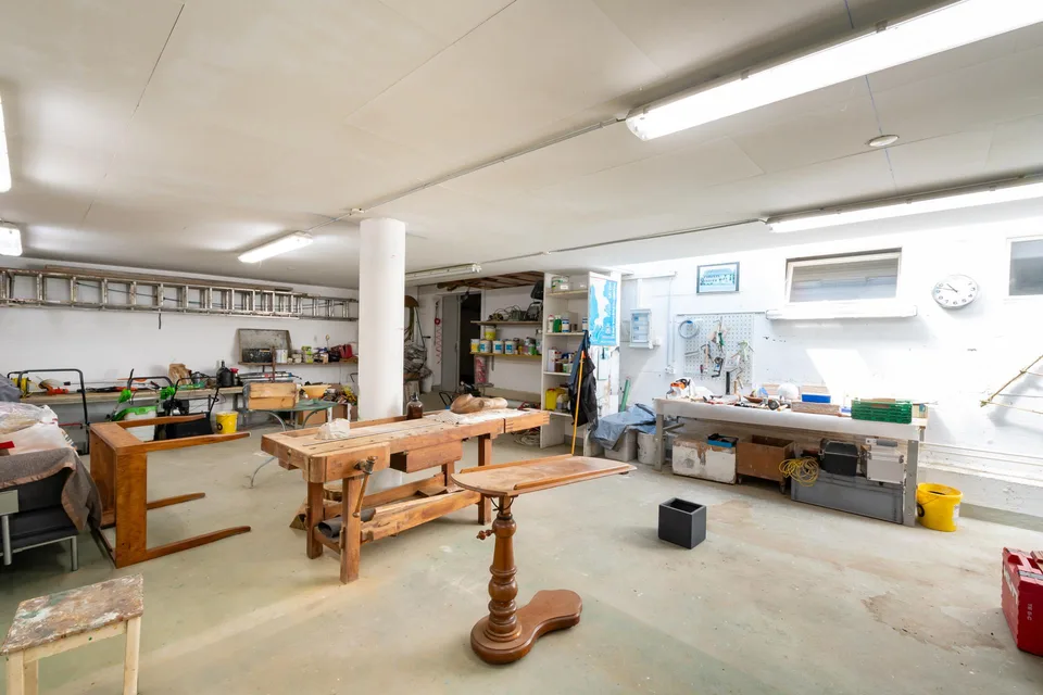 Einfamilienhaus mit Einliegerwohnung und wunderschönem Garten – Foto 27 von 30