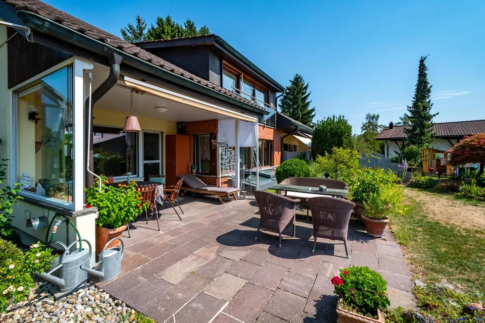 Einfamilienhaus mit Einliegerwohnung und wunderschönem Garten – Foto 7 von 30
