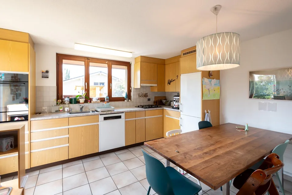 Einfamilienhaus mit Einliegerwohnung und wunderschönem Garten – Foto 29 von 30