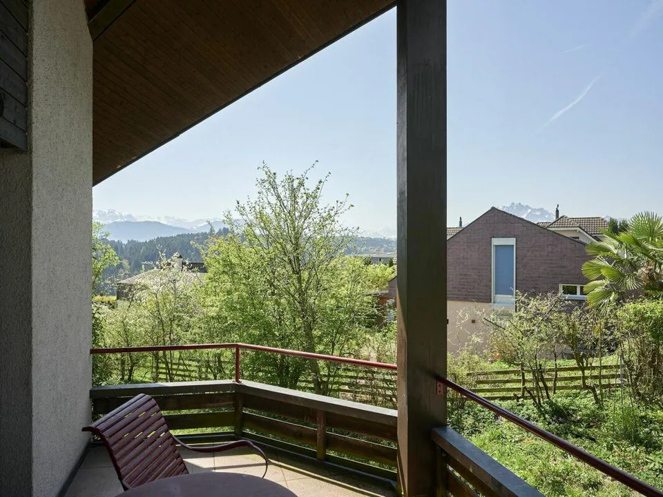 Freistehendes Einfamilienhaus mit Doppelgarage – photo 11 sur 15