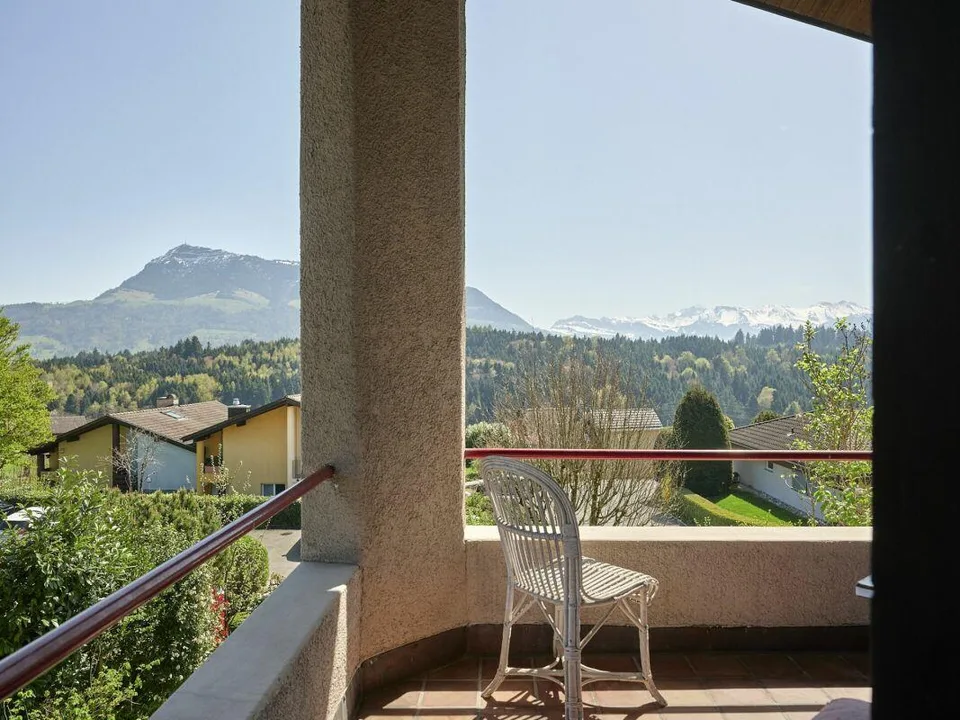 Freistehendes Einfamilienhaus mit Doppelgarage – photo 14 sur 15