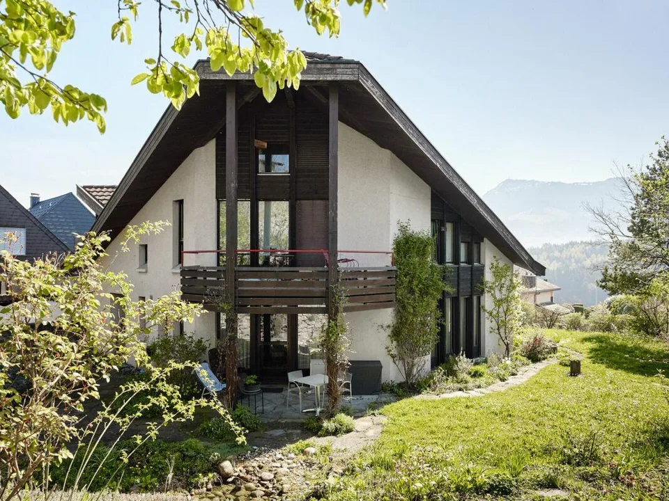 Freistehendes Einfamilienhaus mit Doppelgarage – photo 4 sur 15
