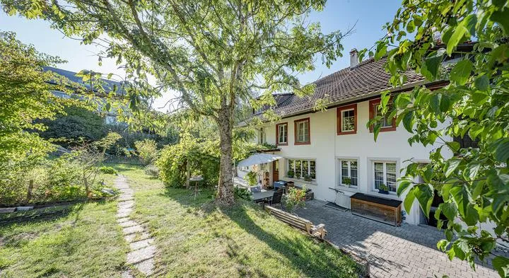 OPPORTUNITÄT BEI WINTERTHUR: MEHRFAMILIENHAUS MIT MASSIVER BAULANDR... – photo 6 sur 8