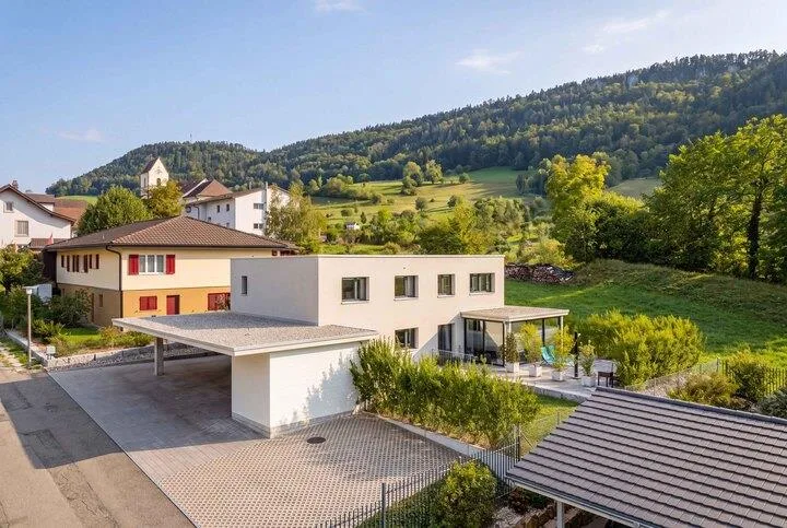 MERVEILLE SPACIEUSE QUASI NEUVE AVEC 219 M² DE SURFACE HABITABLE – photo 7 sur 8