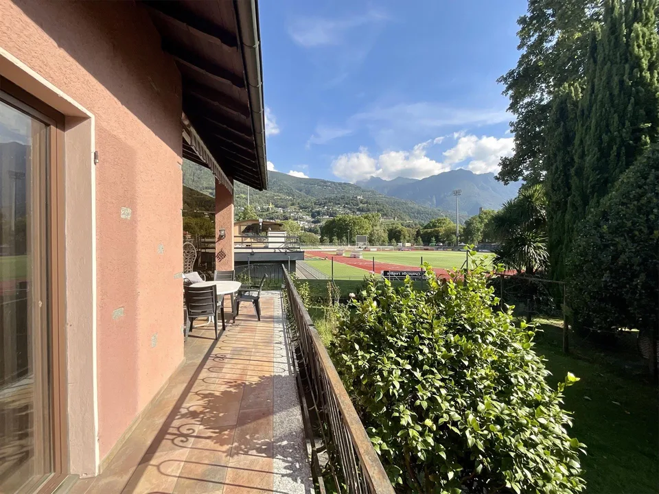 BELLINZONA - AMPIA CASA UNIFAMILIARE IN POSIZIONE CENTRALE – Foto 9 von 10